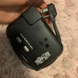 Tripp Lite : 3 Outlet Power Strip Surge Protector